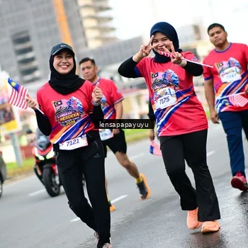 Runner Photo 6015242
