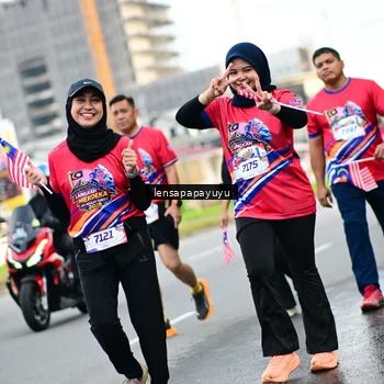 Runner Photo 6015243
