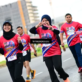 Runner Photo 6015258