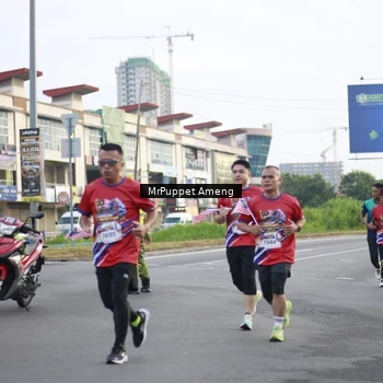 Runner Photo 6015289