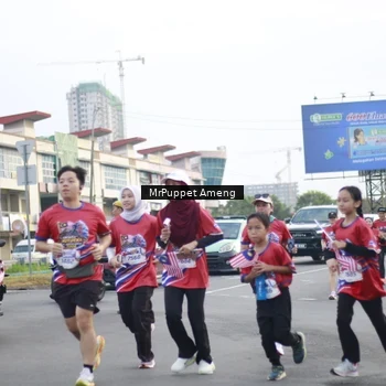 Runner Photo 6015299