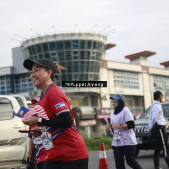 Runner Photo 6015332