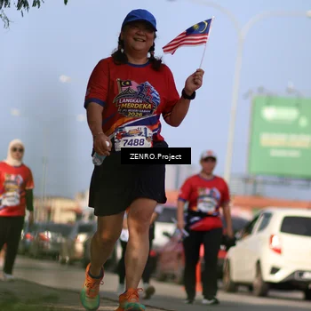 Runner Photo 6015343