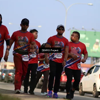 Runner Photo 6015352