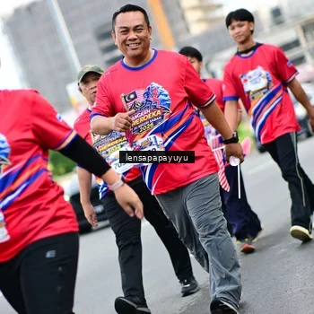 Runner Photo 6015421