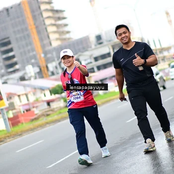 Runner Photo 6015438