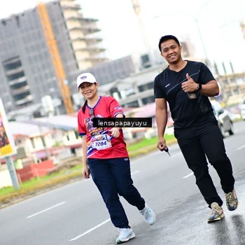 Runner Photo 6015448