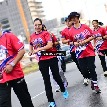 Runner Photo 6015485