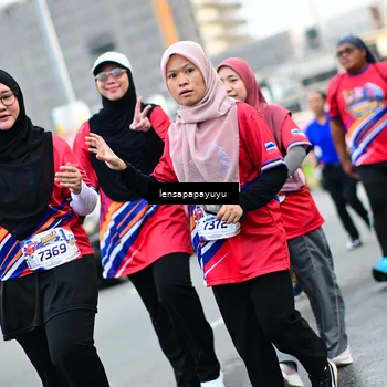 Runner Photo 6015544