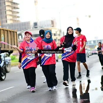Runner Photo 6015607