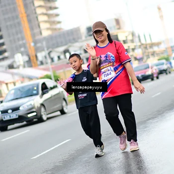 Runner Photo 6015648