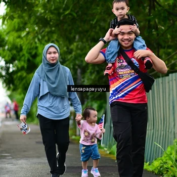 Runner Photo 6015659