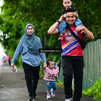Runner Photo 6015673
