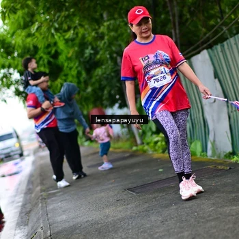 Runner Photo 6015675