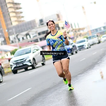 Runner Photo 6015686