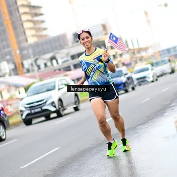 Runner Photo 6015692