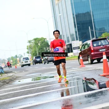 Runner Photo 6015707