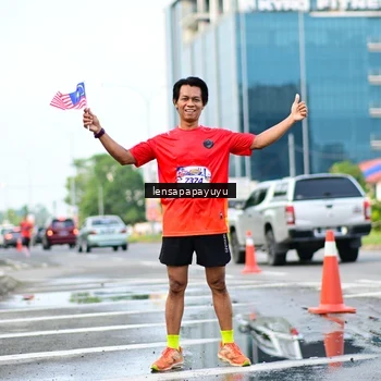 Runner Photo 6015735