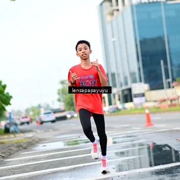 Runner Photo 6015736