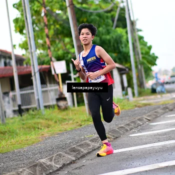 Runner Photo 6015752