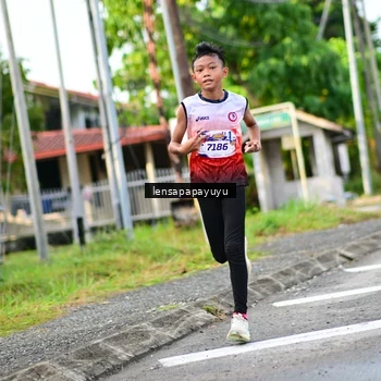 Runner Photo 6015801