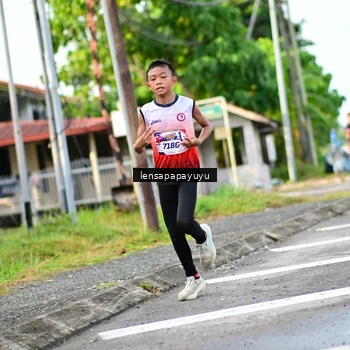 Runner Photo 6015802