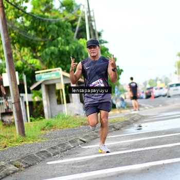 Runner Photo 6015811