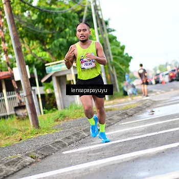 Runner Photo 6015824