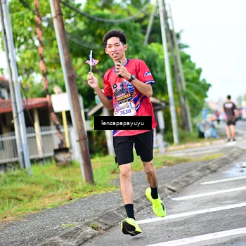 Runner Photo 6015841
