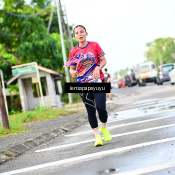 Runner Photo 6015852