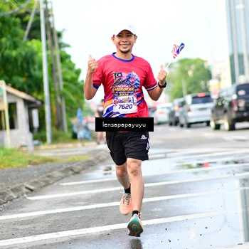 Runner Photo 6015865