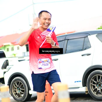 Runner Photo 6015877