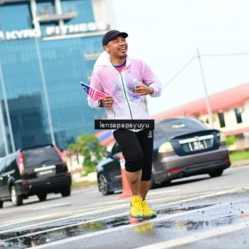 Runner Photo 6016176