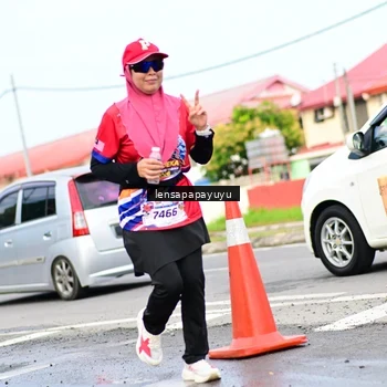 Runner Photo 6016203