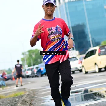 Runner Photo 6016245