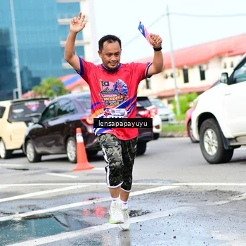Runner Photo 6016253