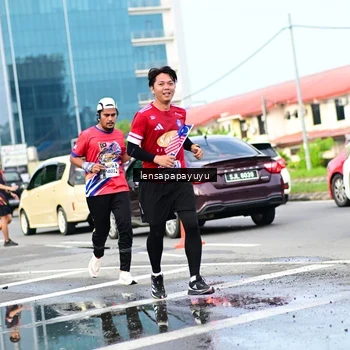 Runner Photo 6016256