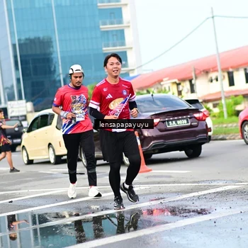Runner Photo 6016259