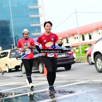 Runner Photo 6016260