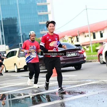 Runner Photo 6016262