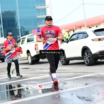 Runner Photo 6016285