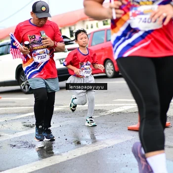 Runner Photo 6016287