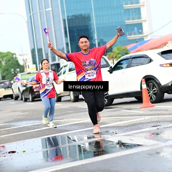 Runner Photo 6016299