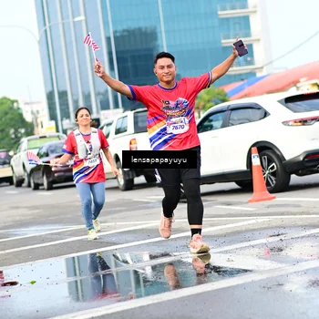 Runner Photo 6016303