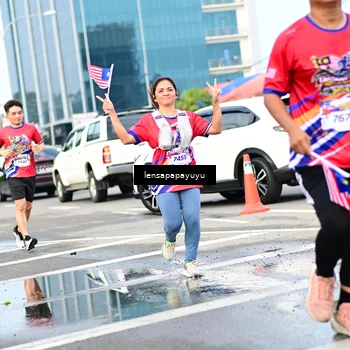Runner Photo 6016305