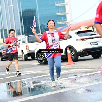 Runner Photo 6016309