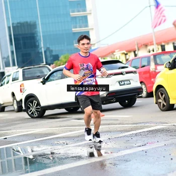 Runner Photo 6016310