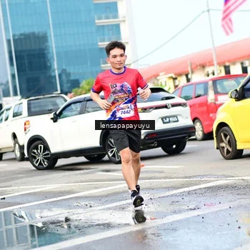 Runner Photo 6016311