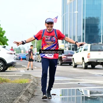 Runner Photo 6016324