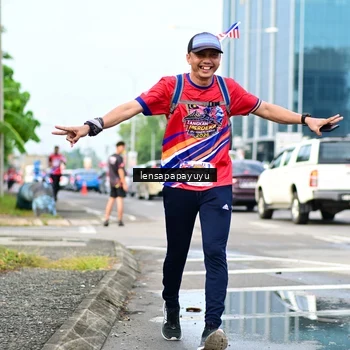 Runner Photo 6016334